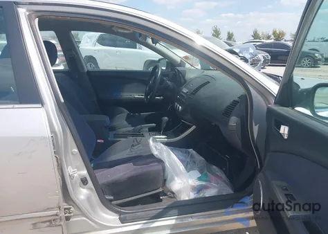 2005 Nissan Altima 2.5 S from USA, damaged, VIN 1N4AL11D05N491530